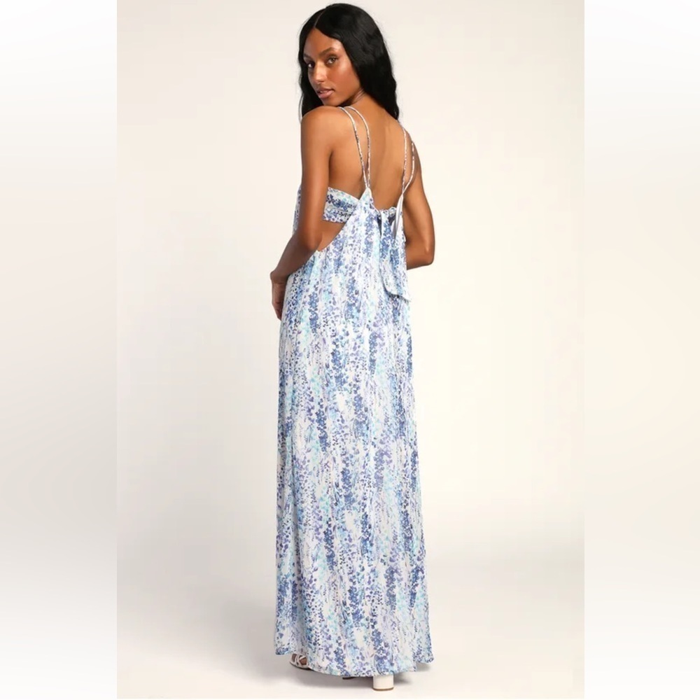 NWT Lulu’s Belle white floral maxi cutout dress - Picture 2 of 10